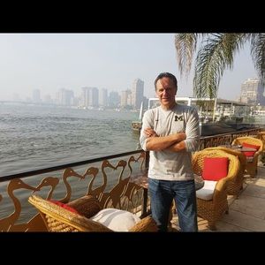 Meet your Posher, Gil